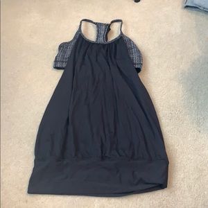 LULULEMON TOP Size 2/4 - No tag